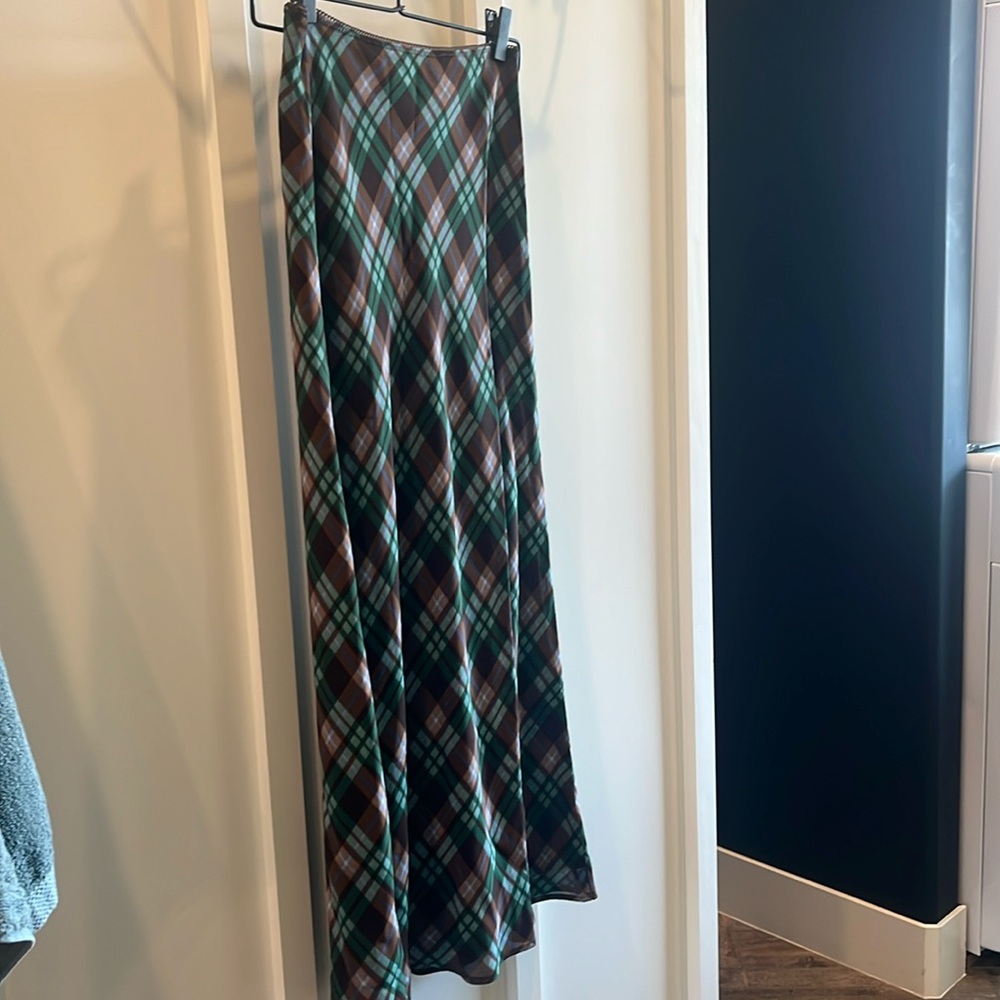 Plaid lined Maxi Skirt.